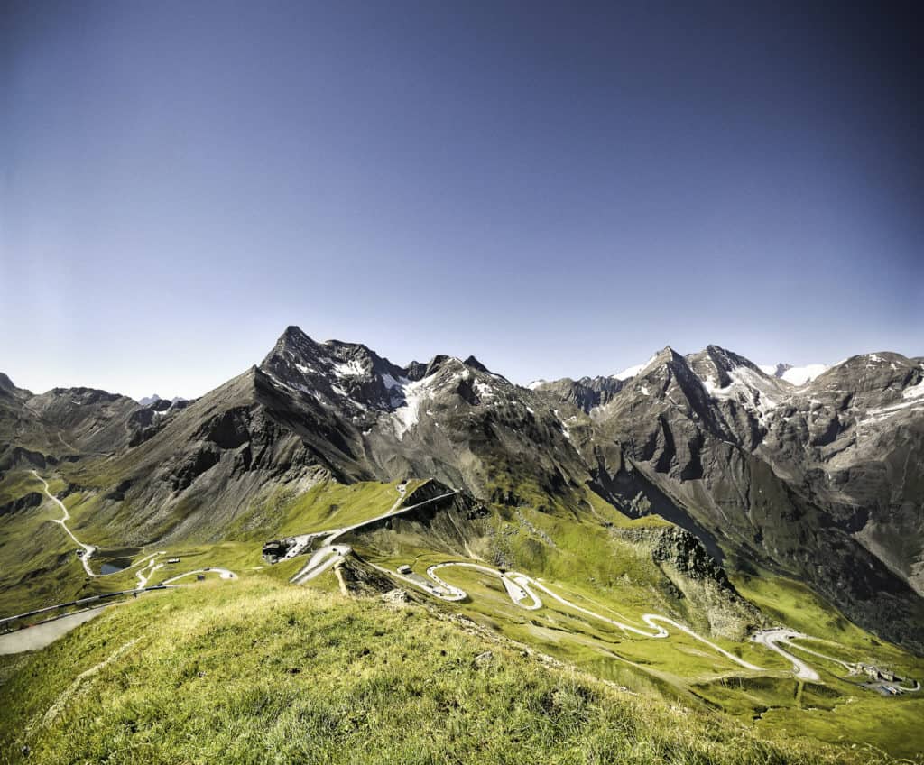 Großglockner Hochalpenstraße quer durch Österreichs Alpen