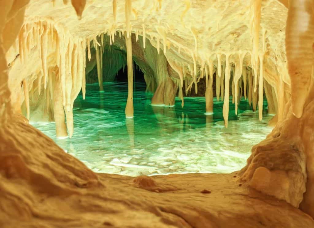 Unterirdische Wunderwelt Obir Tropfsteinhöhlen kleine Grotte