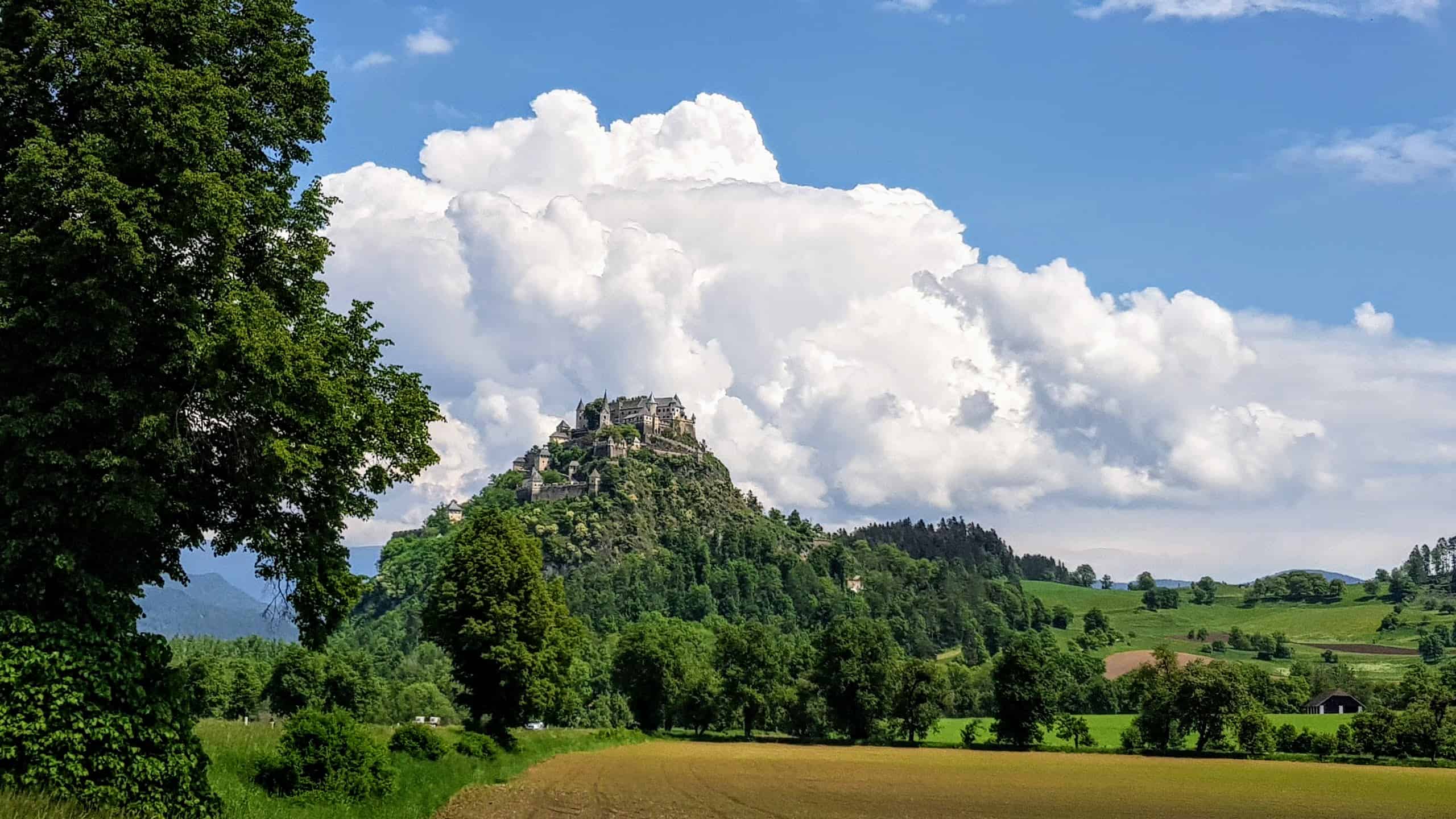 Anfahrt Burg Hochosterwitz Frühling Kärnten Ausflug