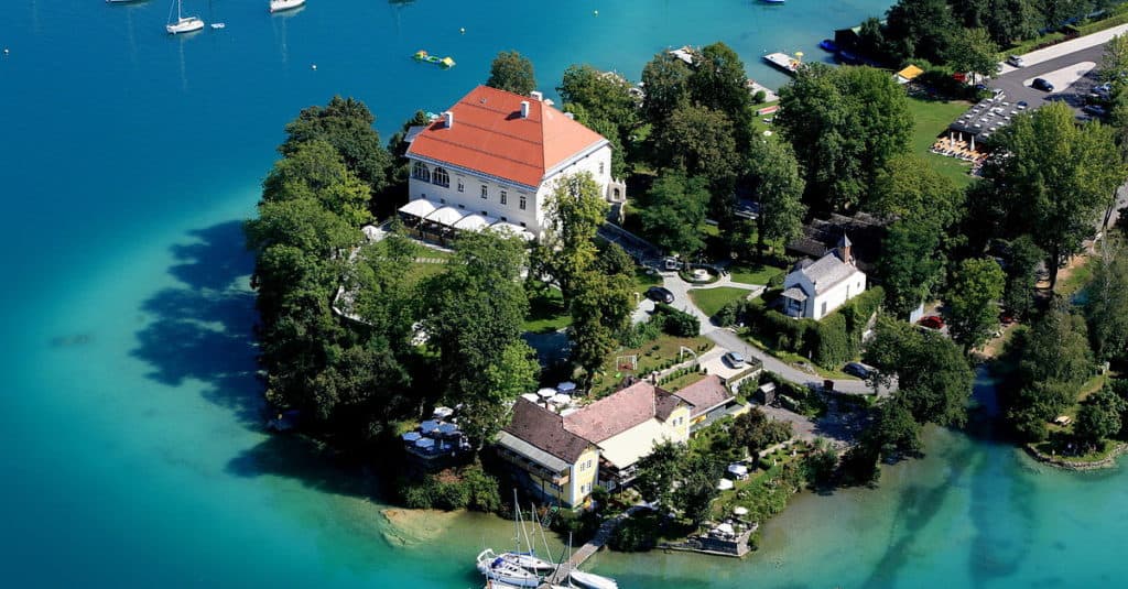 Sehenswürdigkeiten Halbinsel und Schloss Maria Loretto in Klagenfurt am Wörthersee