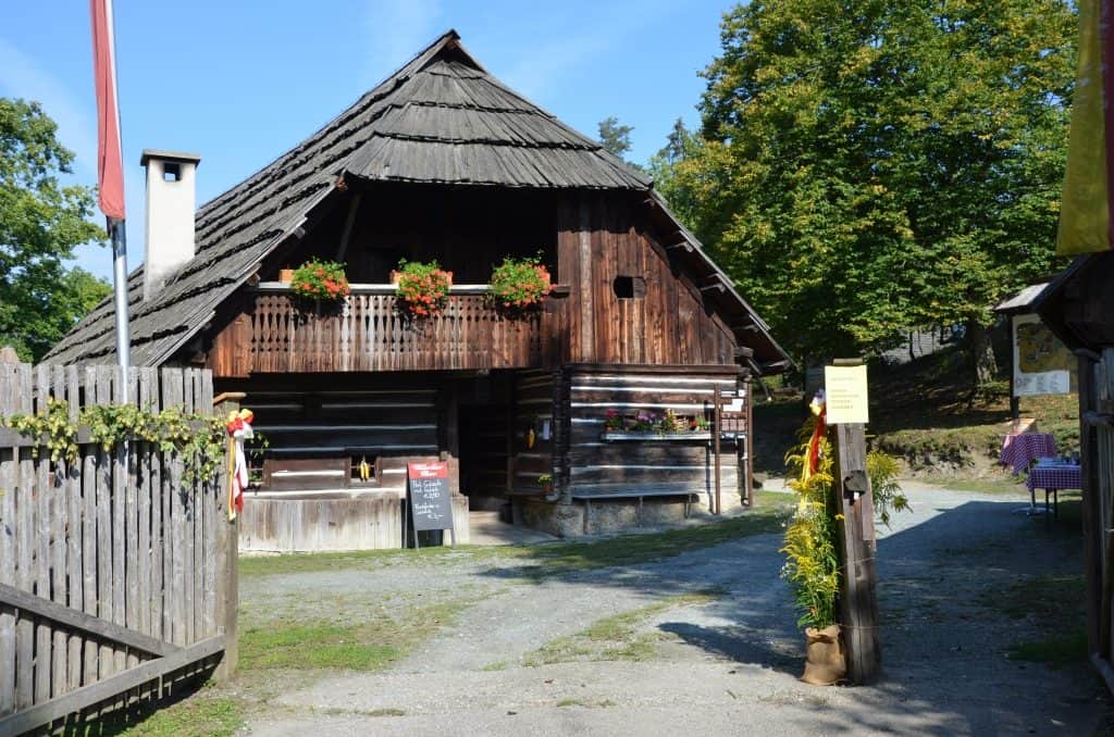 Stadl Ausflugsziel Kärntner Freilichtmuseum Maria Saal