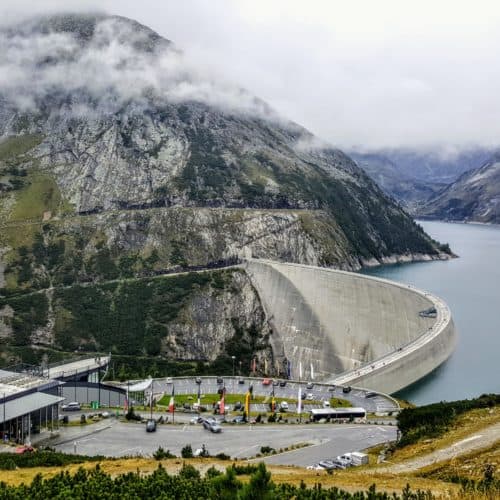 Ausflugsziel Malta Hochalmstraße Kärnten mit Stausee und Staumauer