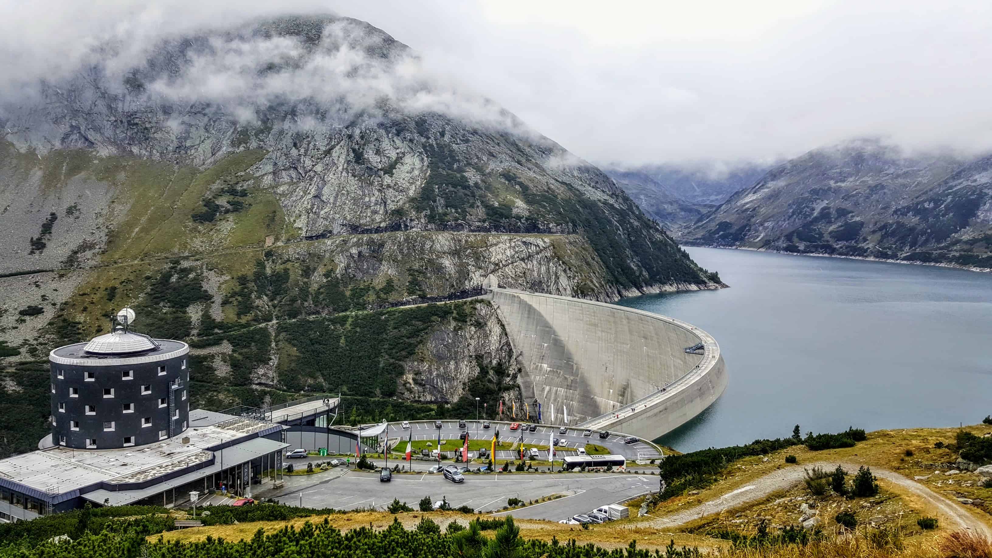 Ausflugsziel Malta Hochalmstraße Kärnten mit Stausee und Staumauer