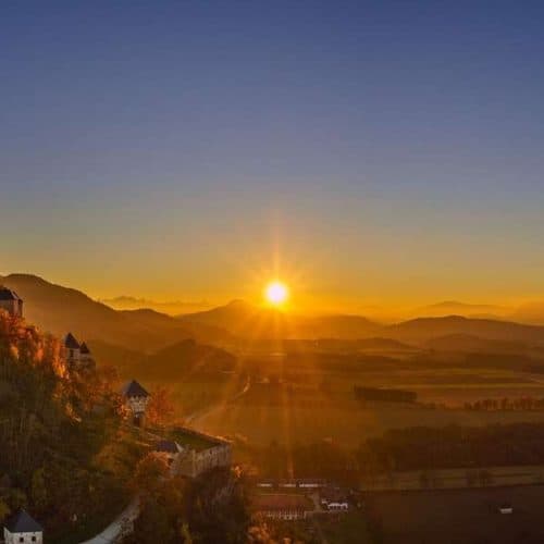 Burg Hochosterwitz Sonnenuntergang Südkärnten