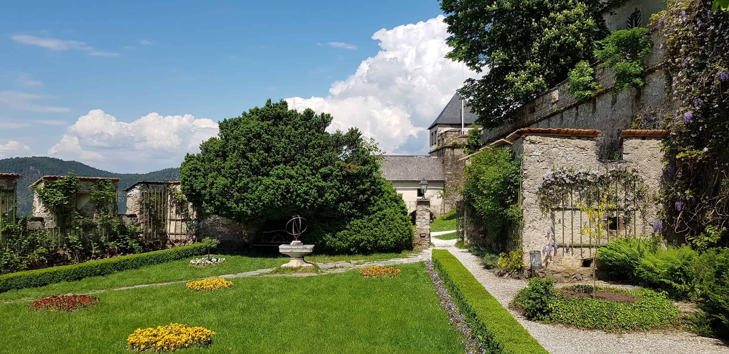 Rosengarten Burg Hochosterwitz