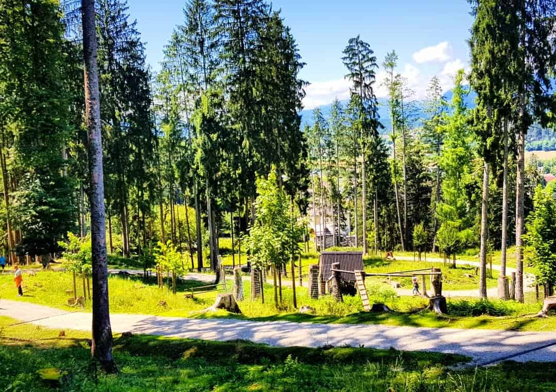 Gehege im Tierpark Rosegg bei Velden am Wörthersee