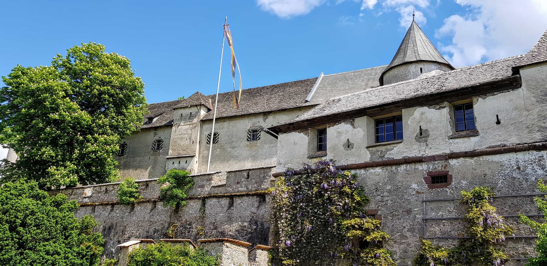 Führungen im Museum auf der Burg Hochosterwitz finden laufend statt und sind im Eintrittspreis inbegriffen.