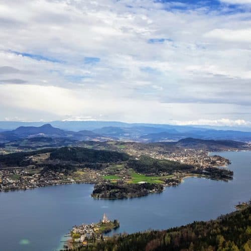 Maria Wörth Kärnten vom Aussichtsturm Pyramidenkogel Wörthersee