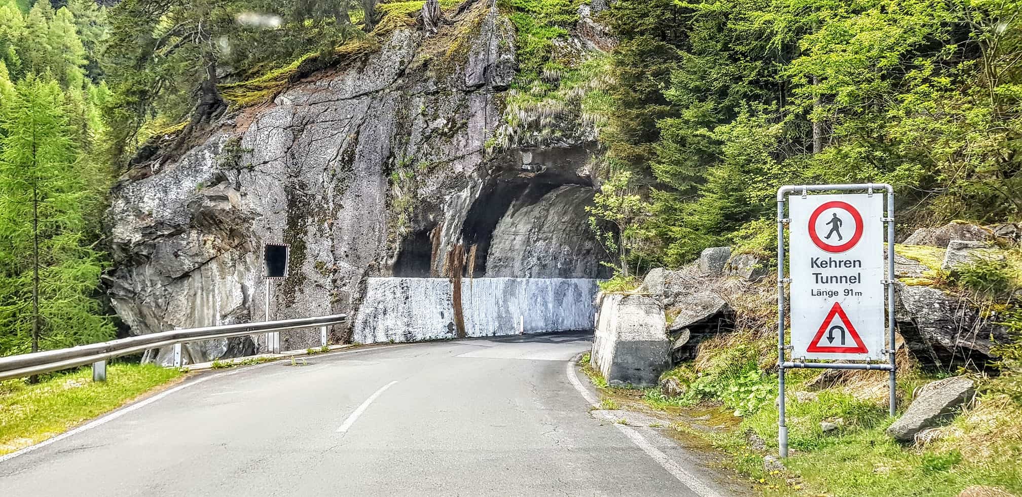 Tunnel auf Malta Hochalmstraße - Mautstraße in Kärnten