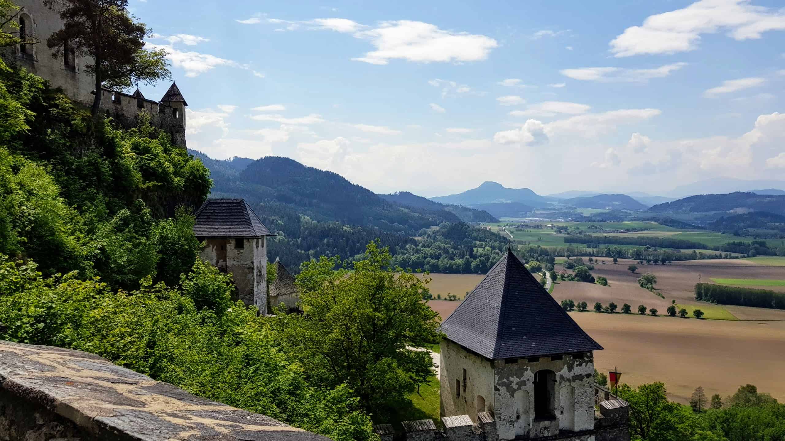 Panorama-Wanderung auf die Burg Hochosterwitz in Österreich