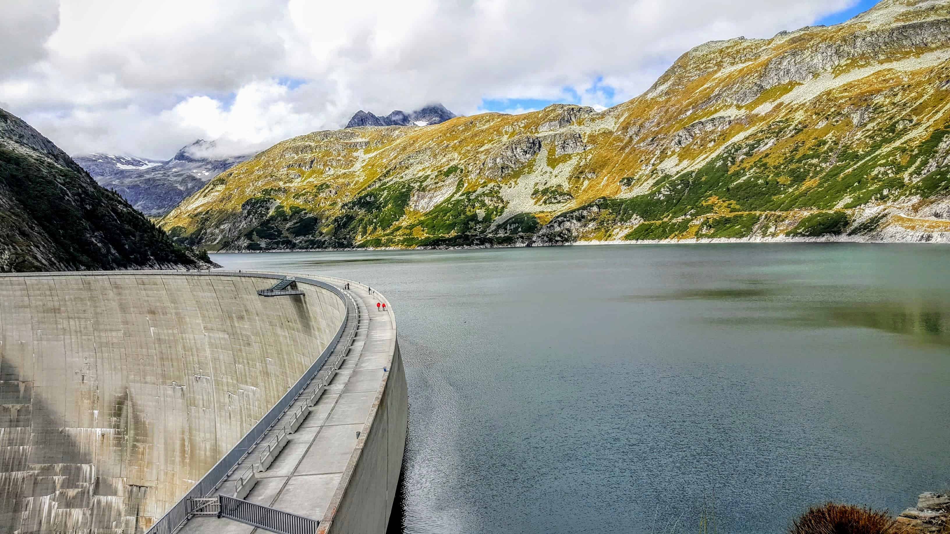 Staumauer und Stausee Malta Hochalmstraße Kölnbreinsperre Ausflug Sommer