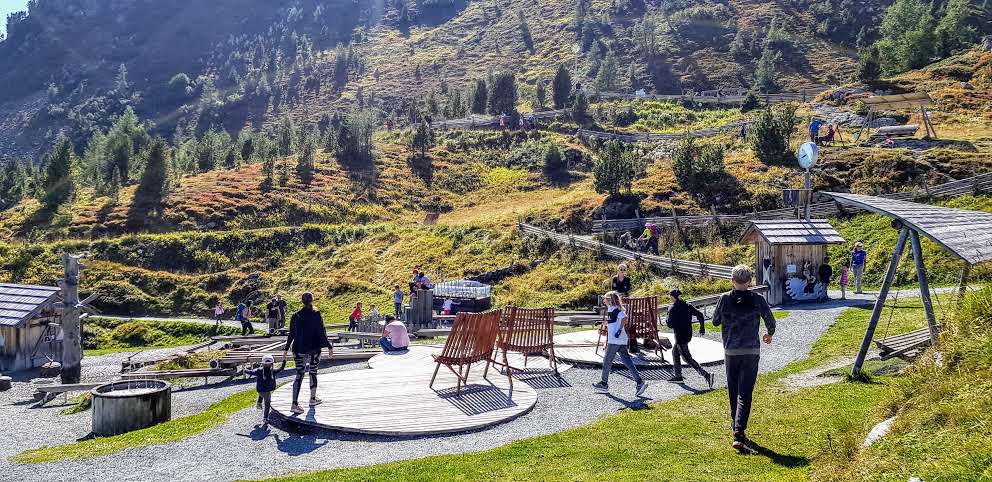 Ausflugstipps für Familien mit Kindern in Kärnten: Erlebnisspielplatz Nockys Almzeit auf der Turracher Höhe