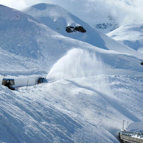 Winter Großglockner Hochalpenstraße Schneeräumung