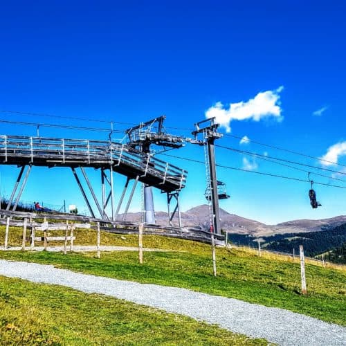 Sommer-Bergbahn Panoramabahn Nocky Flitzer Turracher Höhe Gipfel und Start Sommerrodelbahn