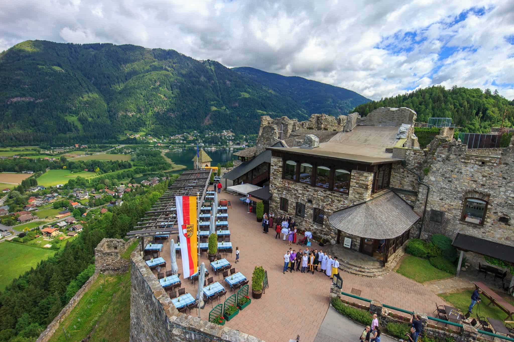 Burgruine Landskron am Ossiachersee - Restaurant und Adlerarena