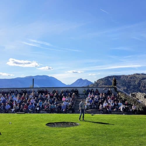 Flugschau Adlerarena Burg Landskron im Sommer Kärnten