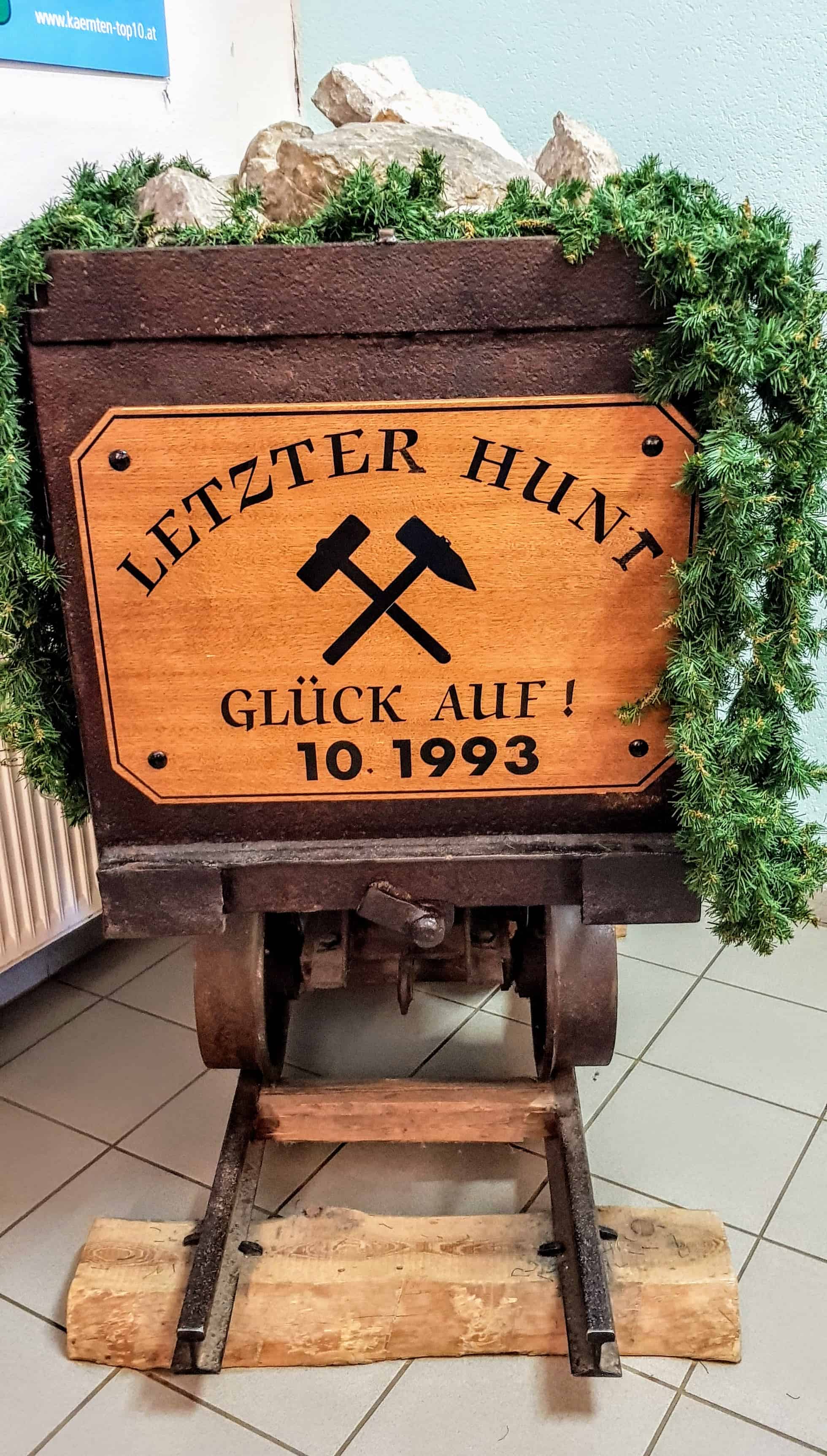 letzter Grubenhunt im Stollen Bad Bleiberg in Österreich