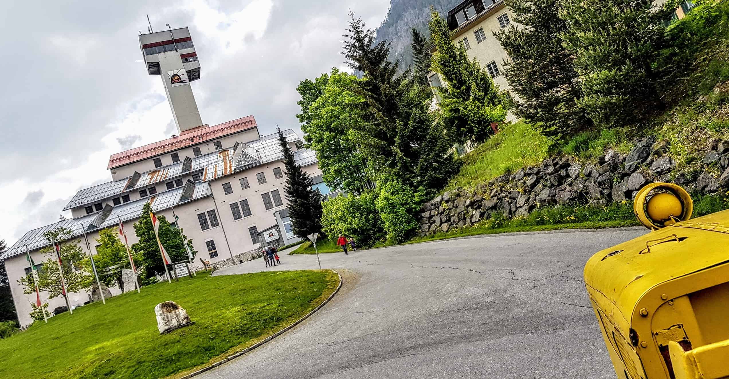 Kärnten mit Kindern - Ausflug Schaubergwerke Terra Mystica Montana - Außenanlage Bergwerk