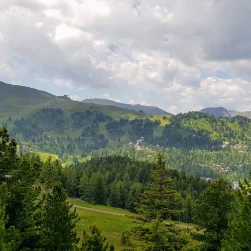Die schönen Nockberge rund um die Turracher Höhe in Kärnten und Steiermark in Österreich. Beliebtes Wander- und Urlaubsgebiet.