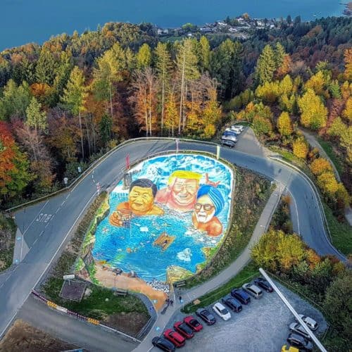 3D-Kunst von Gregor Wosik beim Pyramidenkogel am Wörthersee in Kärnten - Klimaschutzprojekt. Sehenswert bei Österreich-Urlaub