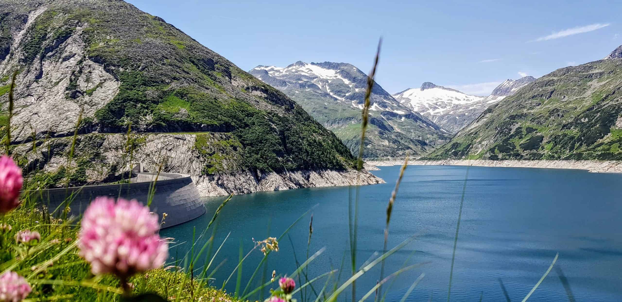 Staudamm Kölnbreinsperre und Stausee bei Malta Hochalmstraße - Ausflugsziel in Kärnten, Österreich