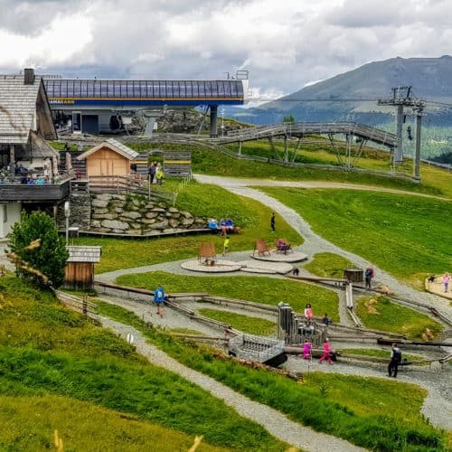 Panoramabahn Turracher Höhe mit Kindererlebniswelt Nockys Almzeit und Rodelbahn Nocky Flitzer - sehenswert auf der Turrach