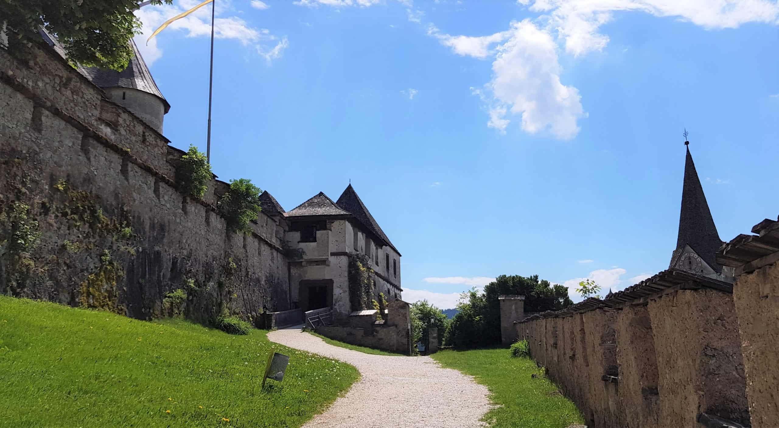 14. Burgtor Hochosterwitz - Kulmertor. Sehenswerte Orte in Kärnten, Nähe Klagenfurt und St. Veit