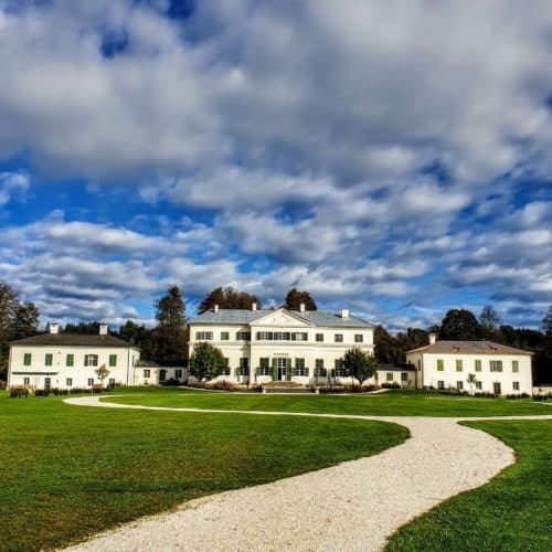 Schloss Rosegg der Familie Liechtenstein im Kärntner Rosental. Ausflugsziel und Veranstaltungsort in der Nähe vom Wörthersee.
