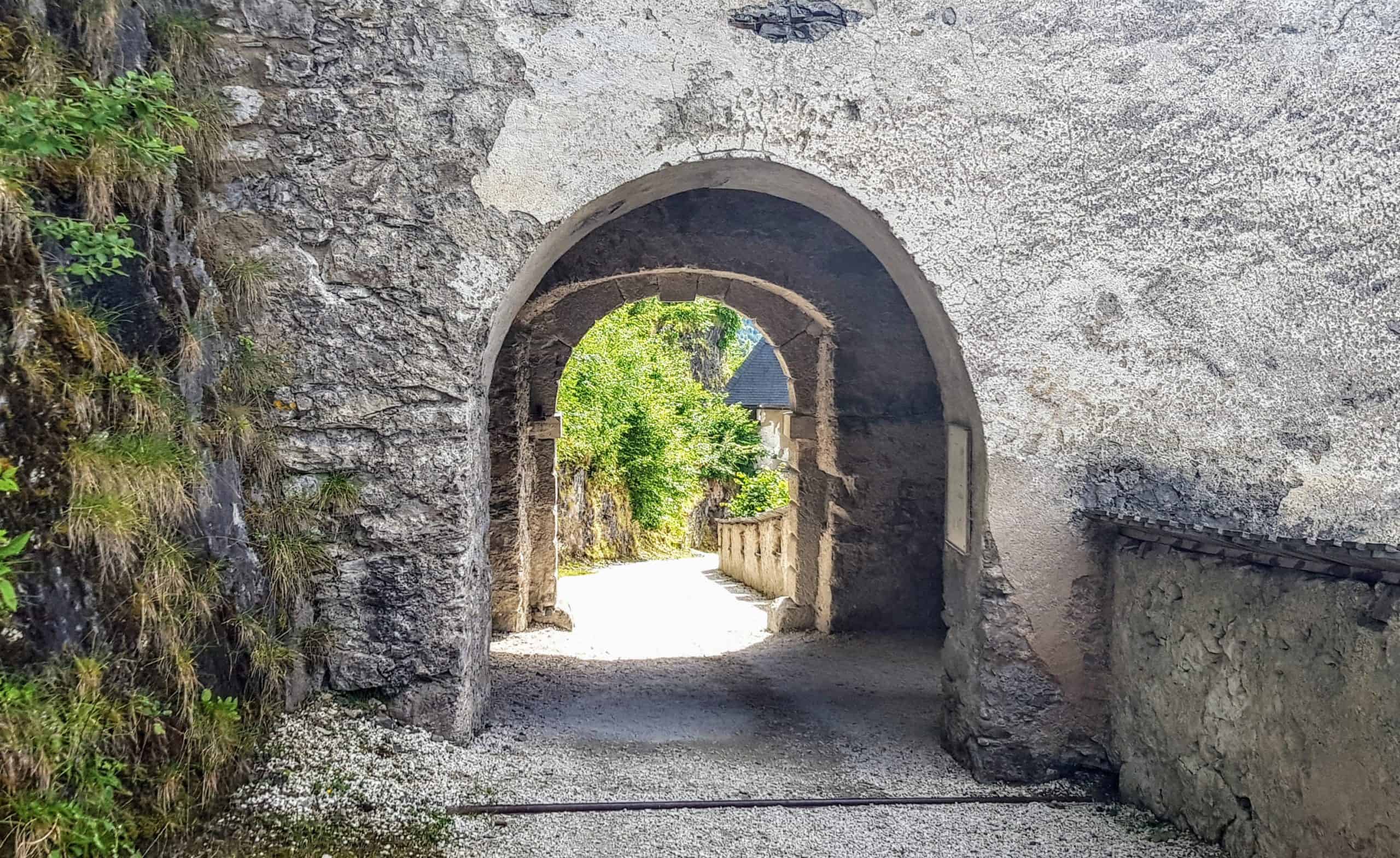 Durchgang Waffentor - Burgtor auf Hochosterwitz - Ausflugsziele Mittelkärnten, Nähe St. Veit