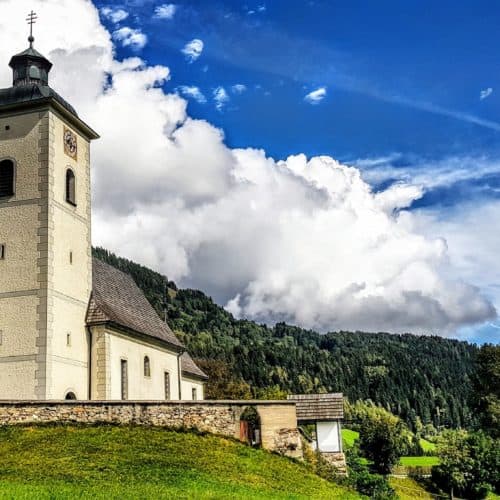 Ausflugstipp Arriach Gerlitzen Alpe - Kirche. Auch schönes Wandergebiet in Kärnten.