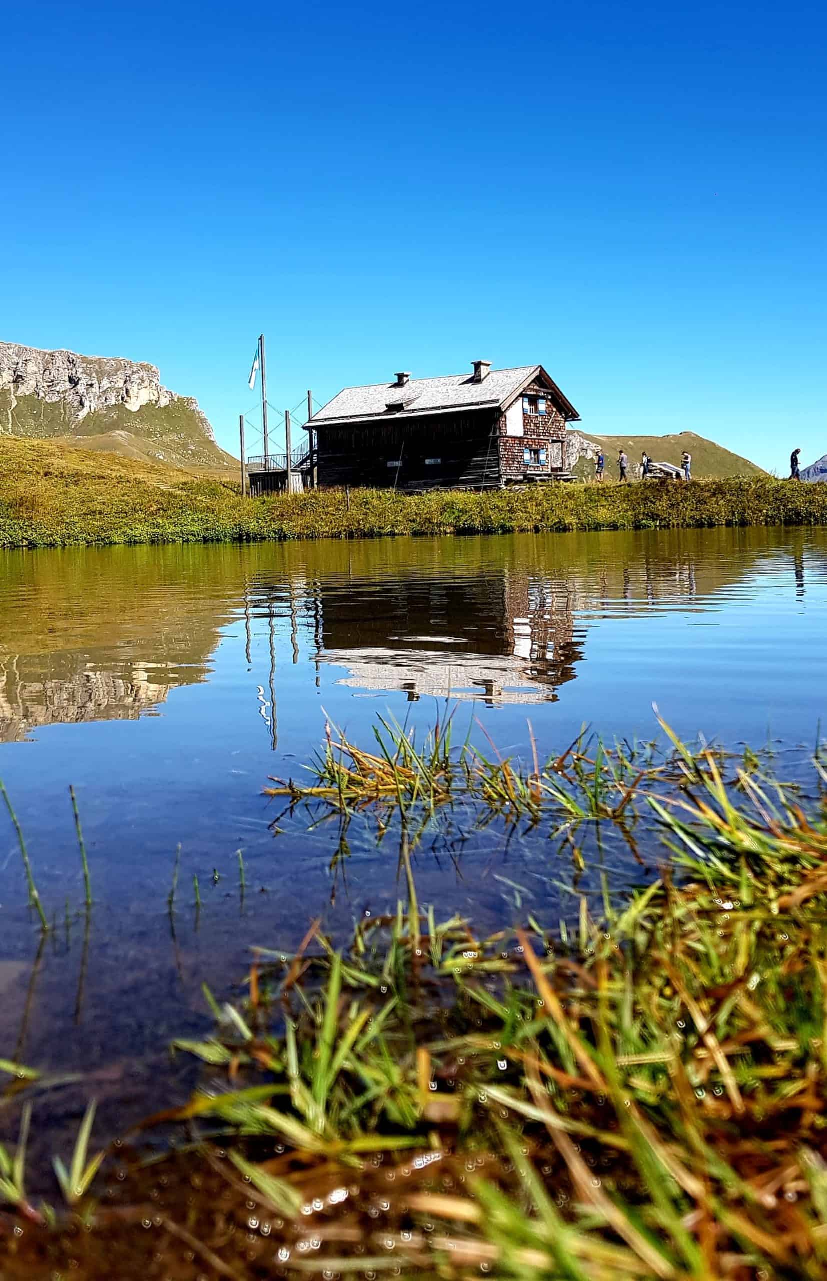 Fuscher Lacke - Attraktion entlang der Großglockner Hochalpenstraße von Kärnten nach Salzburg in Österreich