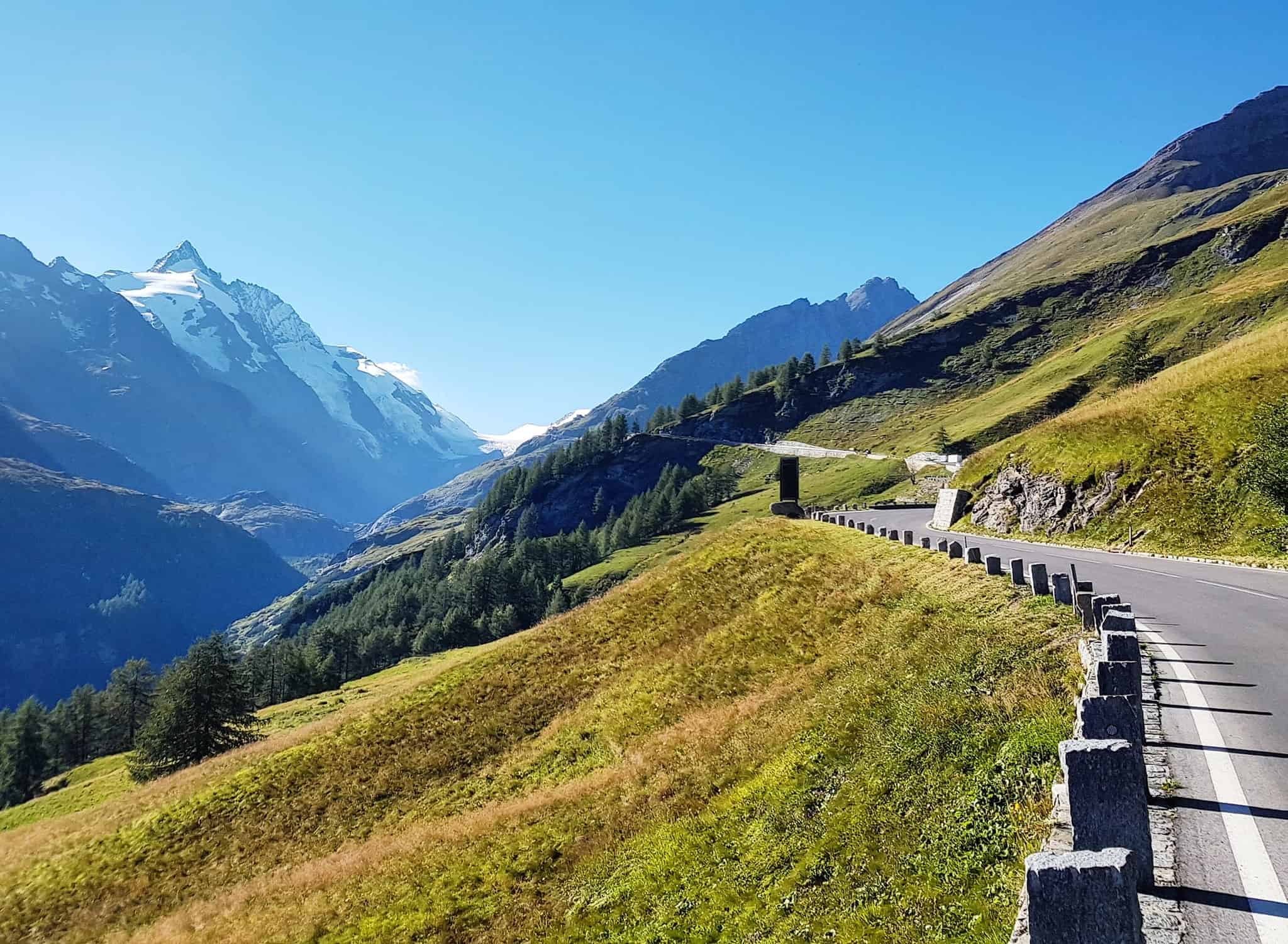 Der Großglockner in Österreich - Fahrt zur Kaiser Franz Josefs Höhe bei Heiligenblut in Kärnten auf der Hochalpenstraße