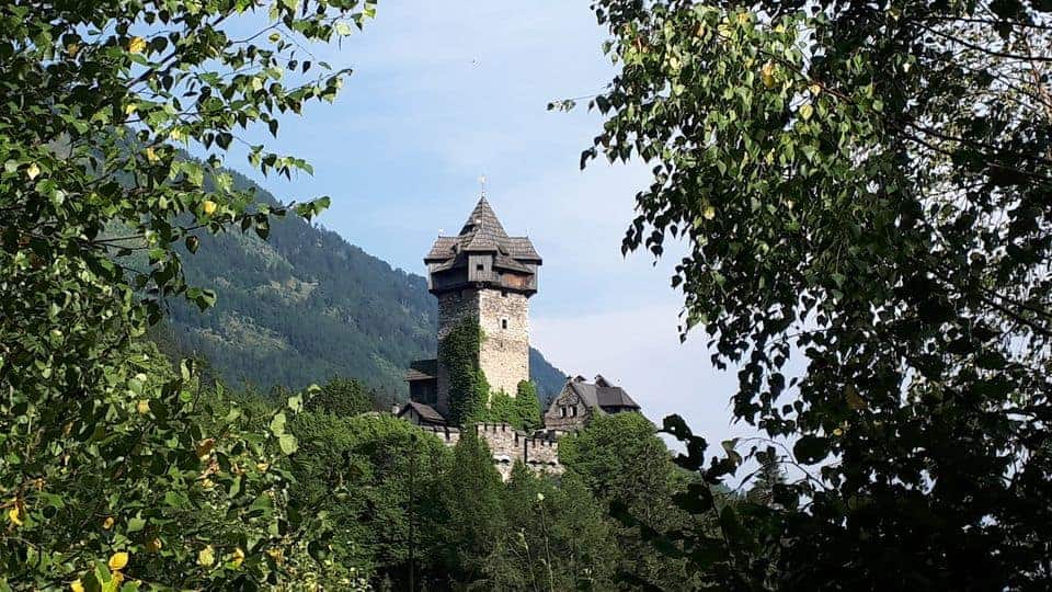 Burg Falkenstein - historisches Bauwerk im Nationalpark Hohe Tauern Kärnten