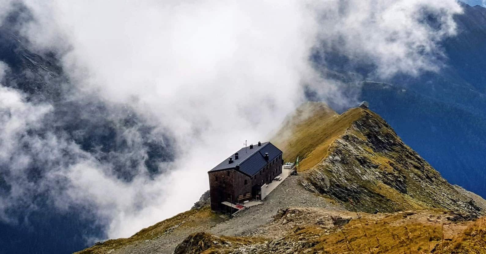 Hannoverhaus - Ankogelgruppe im Nationalpark Hohe Tauern in Kärnten. Wandergebiet und alpine Landschaft in Österreich bei Mallnitz.