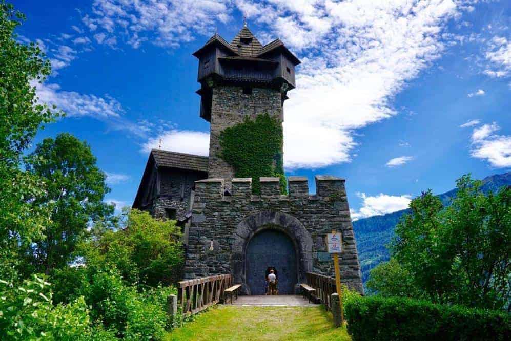 Burg Falkenstein - sehenswert im Nationalpark Hohe Tauern in Obervellach, Mölltal