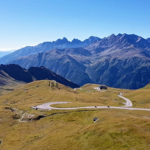 Sehenswürdigkeit Großglockner Hochalpenstraße - Panoramastraße im Nationalpark Hohe Tauern in Österreich