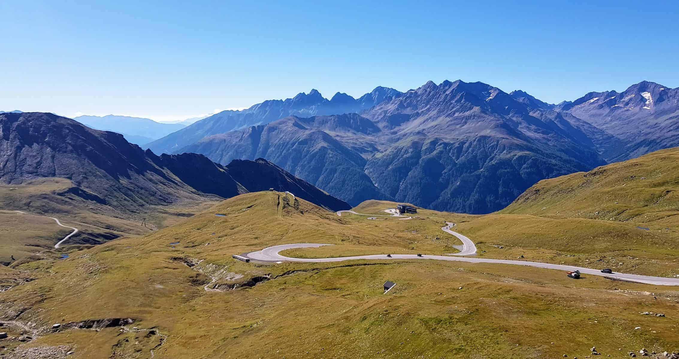 Sehenswürdigkeit Großglockner Hochalpenstraße - Panoramastraße im Nationalpark Hohe Tauern in Österreich