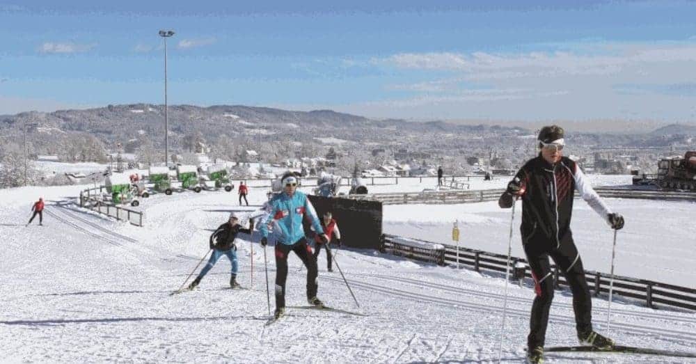 Winter Kärnten Winteraktivitäten Langlaufen Skating in Villacher Alpenarena