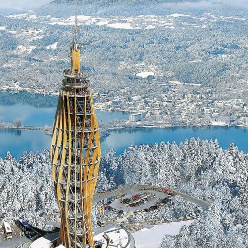 Winter am Pyramidenkogel und Wörthersee in Österreich