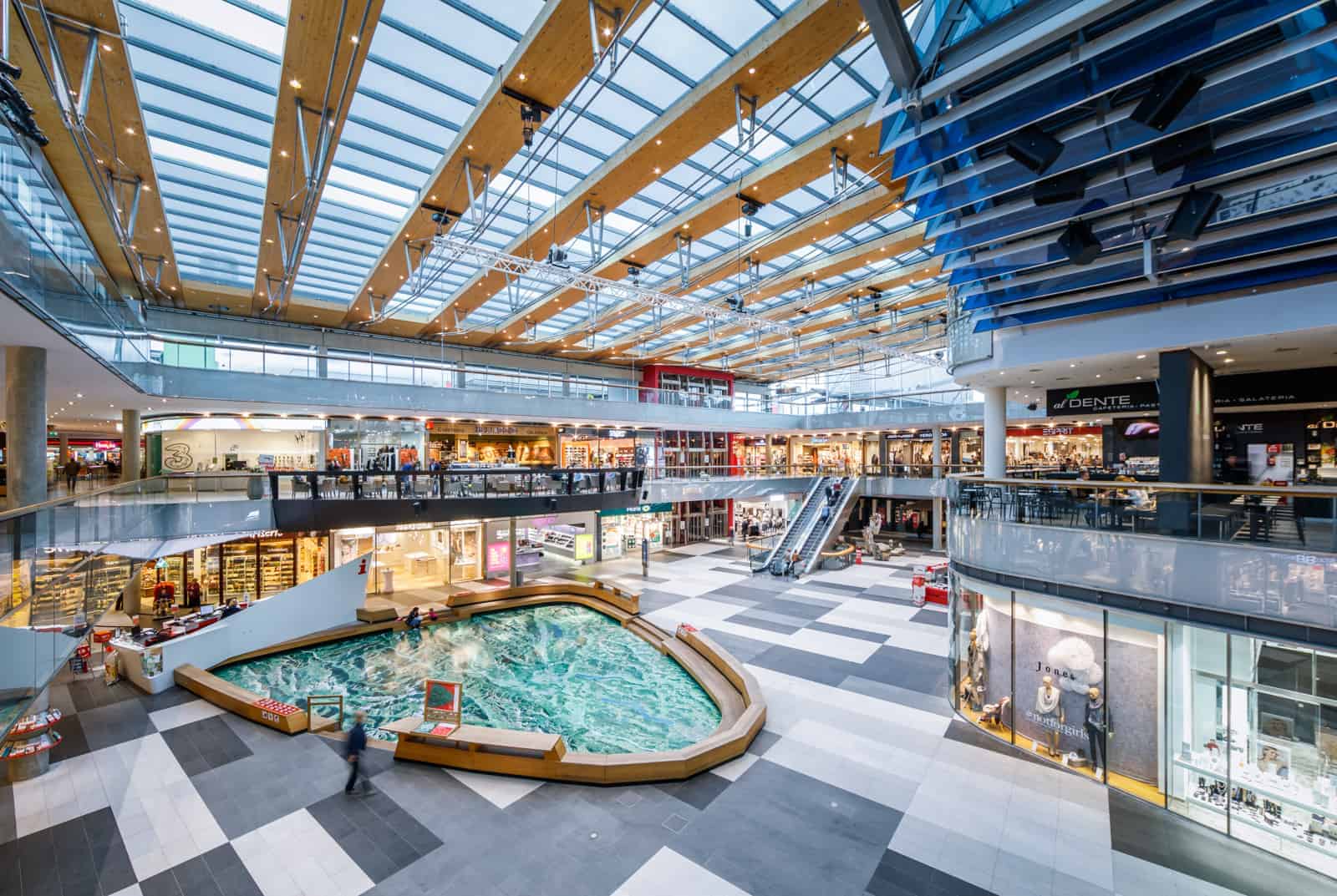 Shopping & Ausflugsziel in Villach - ATRIO Einkaufszentrum in Kärnten, Österreich