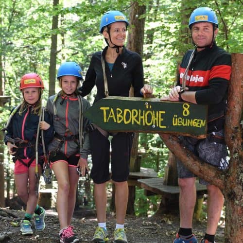 Familienausflug in Waldseilpark Taborhöhe am Faaker See - Urlaubsregion Villach in Kärnten, Österreich