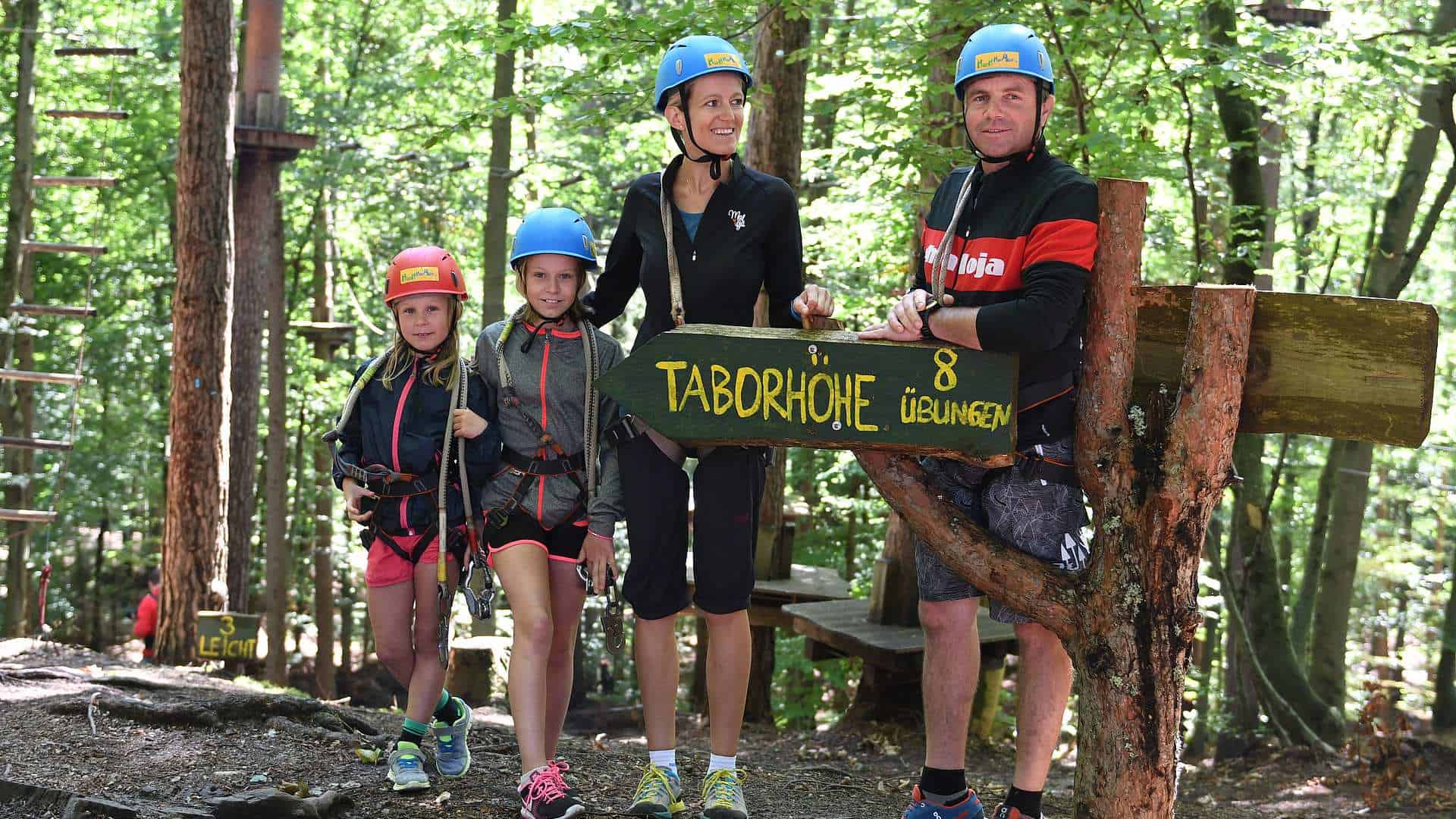 Familienausflug in Waldseilpark Taborhöhe am Faaker See - Urlaubsregion Villach in Kärnten, Österreich