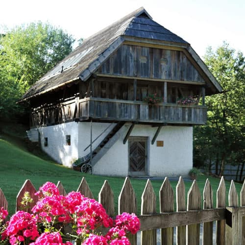 Frühlings-Ausflug im Freilichtmuseum Maria Saal Nähe Klagenfurt