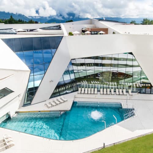 Ganzjährig geöffnete Kärnten Therme in der Region Villach für Freizeitaktivitäten in Österreich