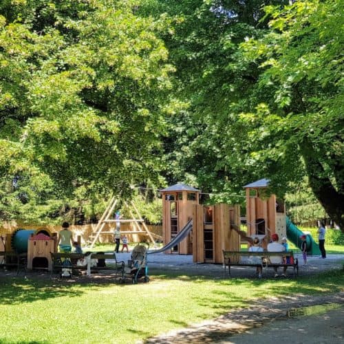 Kinderspielplatz & Kleintierzoo im Tierpark Rosegg - Ausflugsziel für Familien im Rosental, Kärnten