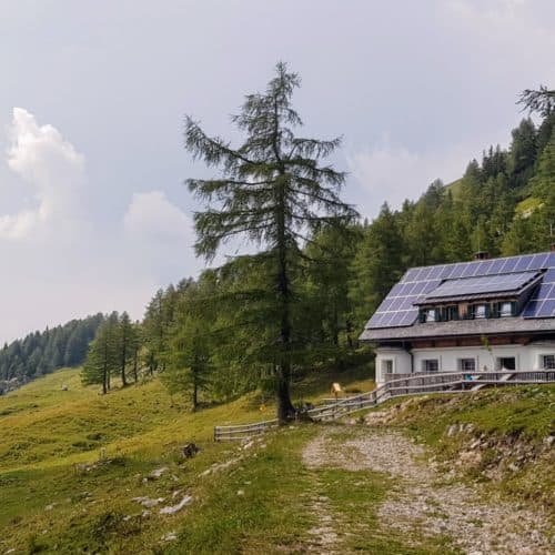 Klagenfurter Hütte im Bärental, Karawankenregion Rosental in Kärnten, Österreich