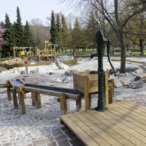 Kinderspielplatz im Europapark Klagenfurt am Wörthersee in Kärnten