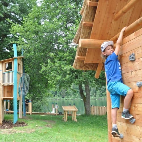 Kinderspielplatz im Familienstrandbad Rauschelesee - Ausflugsziel für Familien Nähe Wörthersee in Kärnten