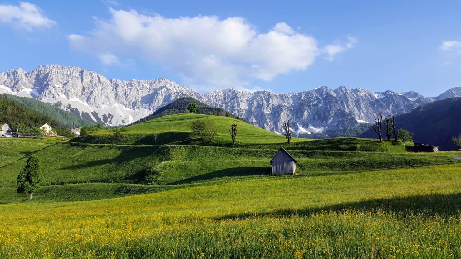 Zell Pfarre mit Koschuta in den Karawanken - Sehenswertes Bergsteigerdorf in der Carnica Region Rosental in Kärnten