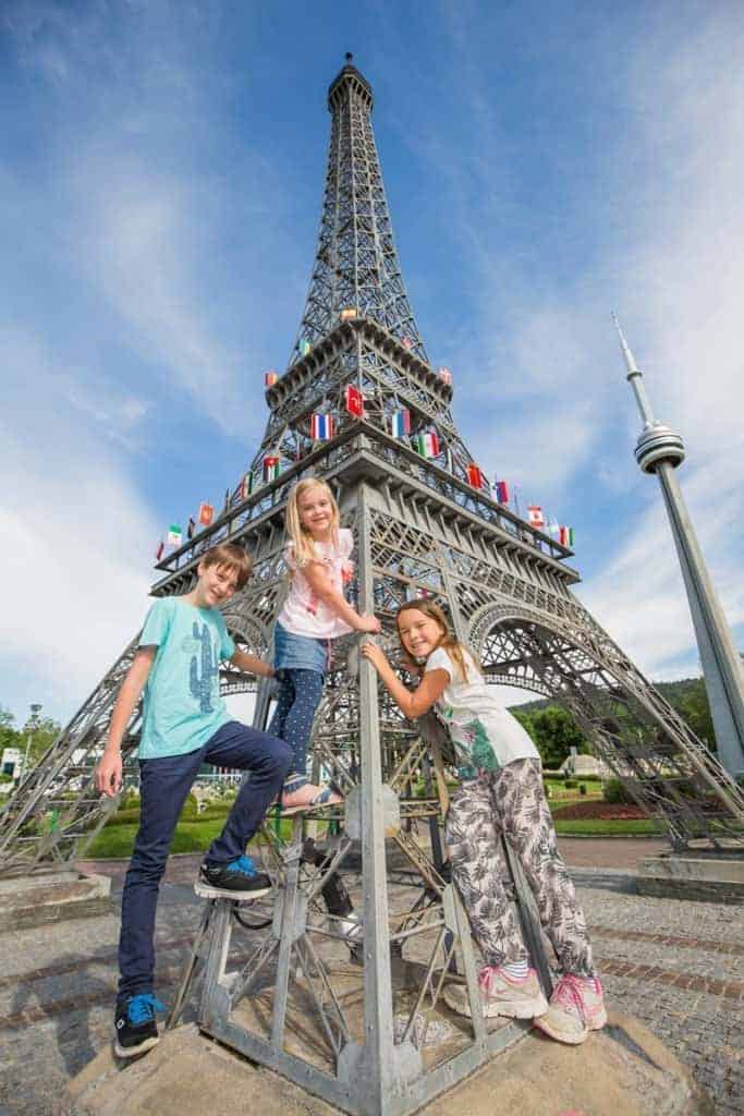Eiffelturm in Minimundus - die kleine Welt am Wörthersee & Ausflugsziel in Klagenfurt